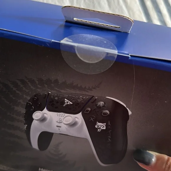 Sony Playstation The Last Of Us DualSense Wireless Controller. Limited Edition. - Picture 3 of 3